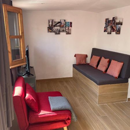 Casa Ferrers piso 5. Precioso ático con terraza Apartamento Tarragona Exterior foto