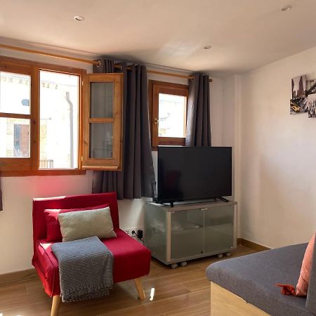 Casa Ferrers piso 5. Precioso ático con terraza Apartamento Tarragona Exterior foto